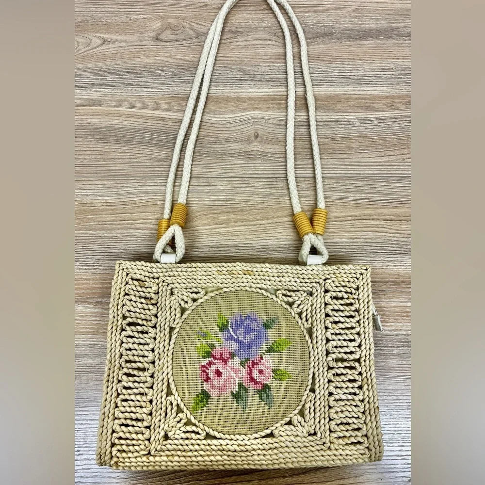 Vintage Cross Stitch Basket Weave Shoulder Bag - Picture 6 of 9